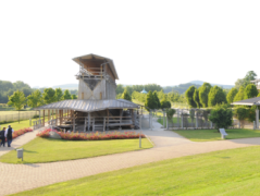 Das allergikerfreundliche Bad Staffelstein punktet mit Gradierwerken im Kurpark., © Kur &amp; Tourismus Service Bad Staffelstein