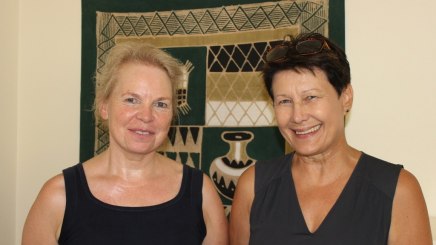 Wünschen sich Präventionsprogramme von den Krankenkassen: die Pflegekräfte Inge Aschauer (links) und Hildegard Klein Wünschen sich Präventionsprogramme von den Krankenkassen: die Pflegekräfte Inge Aschauer (links) und Hildegard Klein