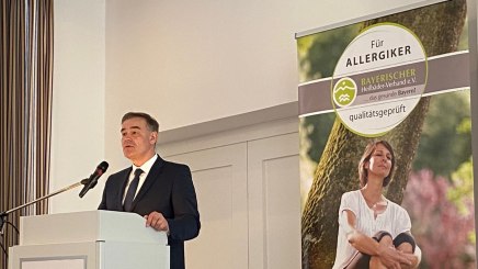 Vorsitzender Peter Berek, Frühjahrstagung Bad Brückenau Vorsitzender Peter Berek, Frühjahrstagung Bad Brückenau