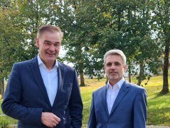 Der neue BHV-Gesch&auml;ftsf&uuml;hrer Frank Oette (rechts) und der BHV-Vorsitzende Peter Berek.
Foto BHV