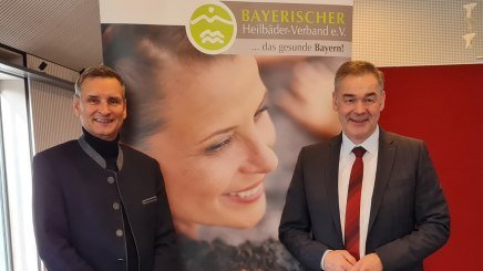 BHV-Vorsitzender Peter Berek (rechts) und BHV-Geschäftsführer Thomas Jahn, © Bayerischer Heilbäder-Verband BHV-Vorsitzender Peter Berek (rechts) und BHV-Geschäftsführer Thomas Jahn, © Bayerischer Heilbäder-Verband